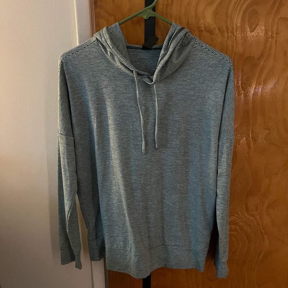 Skechers Light Blue & Black Lightweight Striped Hooded Pullover